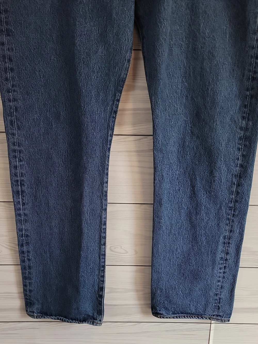 Levi's 501 Button Fly Straight-Leg 100% Cotton Blue Denim Jeans Mens Size 40X32